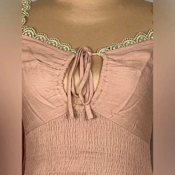 ILLA ILLA Smocked Rose Gold Bodycon Mini Dress Small - Picture 3 of 7